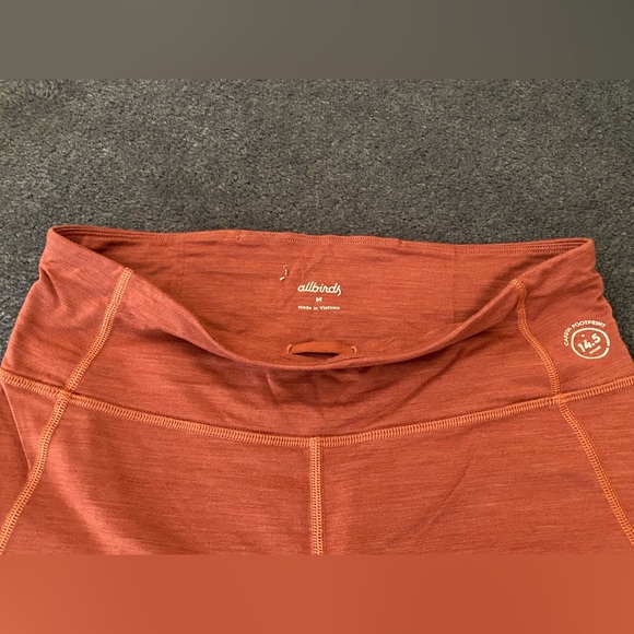 SOLD* Allbirds Mauve Pink Merino Blend Leggings Medium - Picture 3 of 5